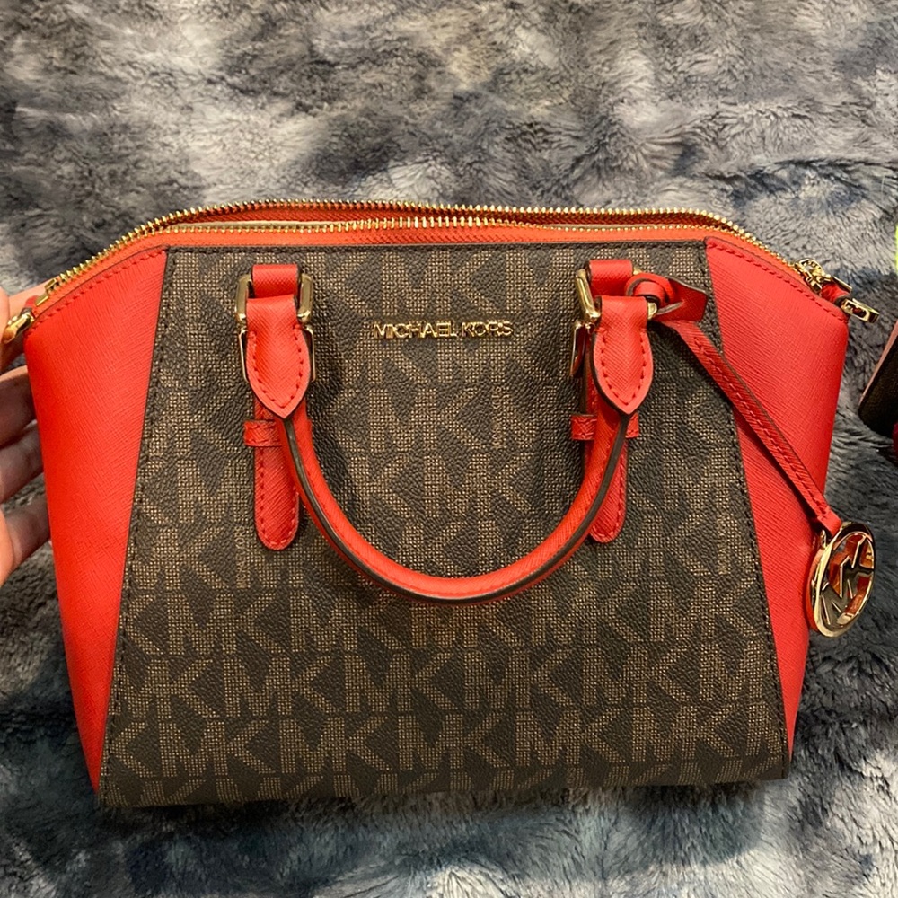 Michael Kors crossbody bag